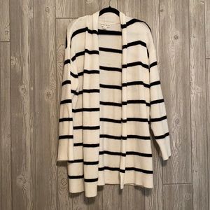 Ava & Viv Black/White Striped Oversized Cardigan